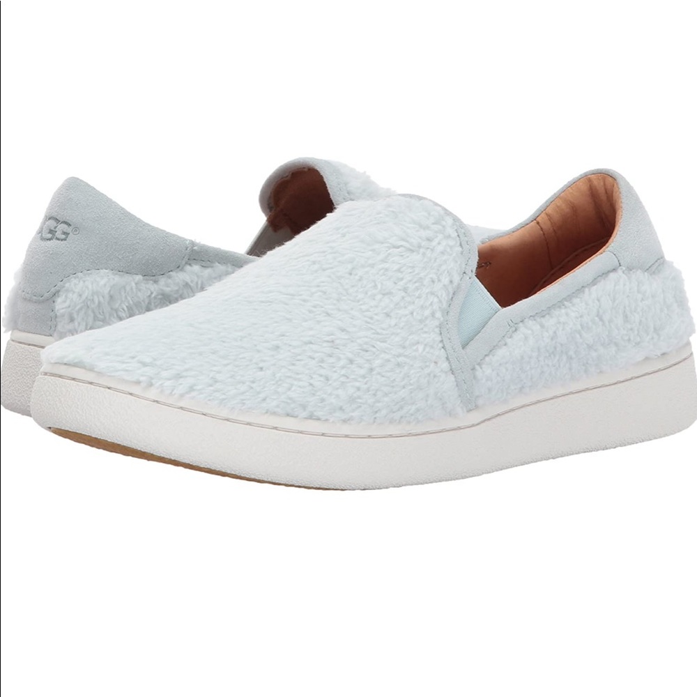 UGG Ricco Slip-on Fuzzy Sneaker 8